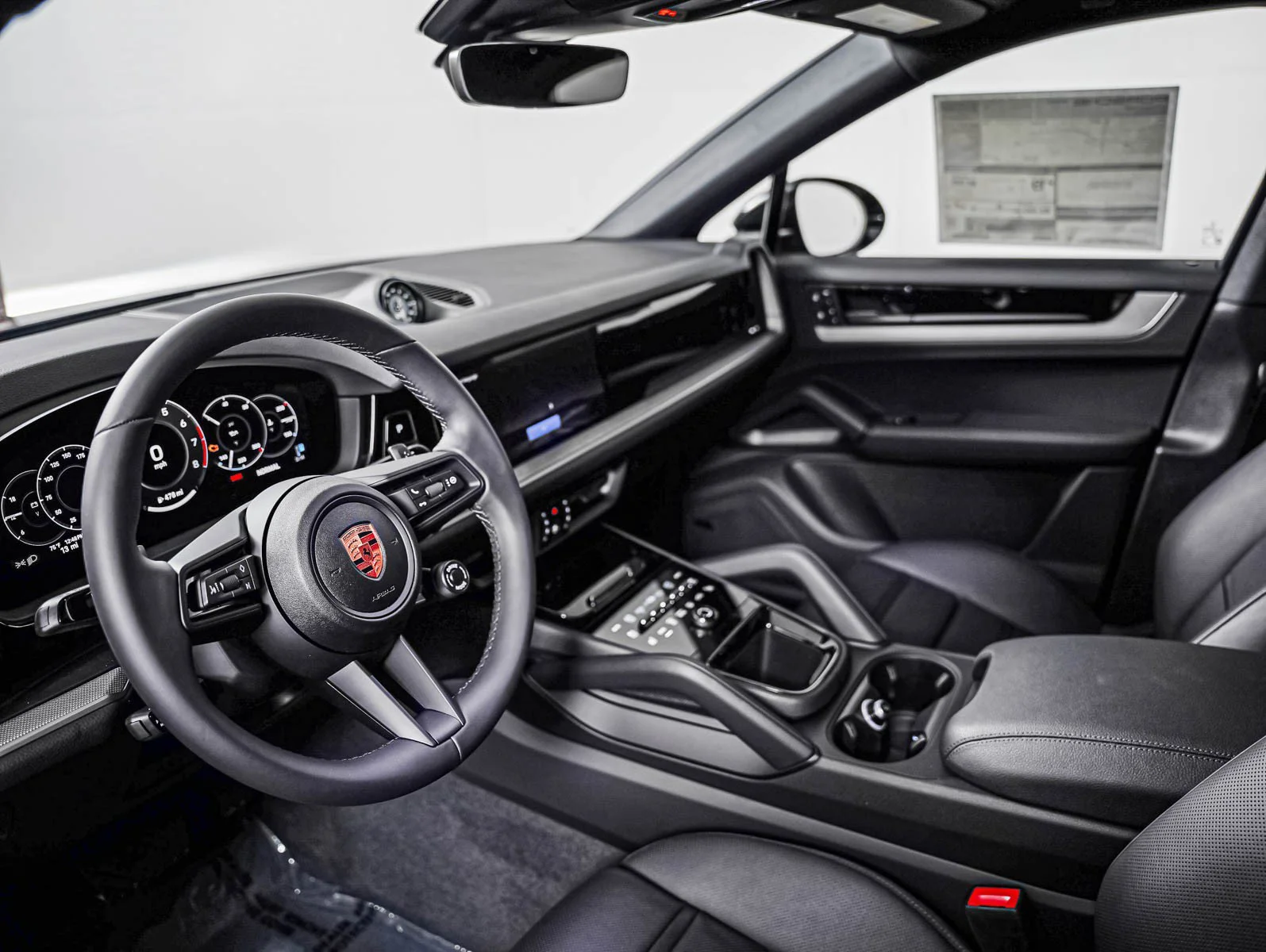 New 2026 CHROMITE BLACK Porsche Coupe image 4