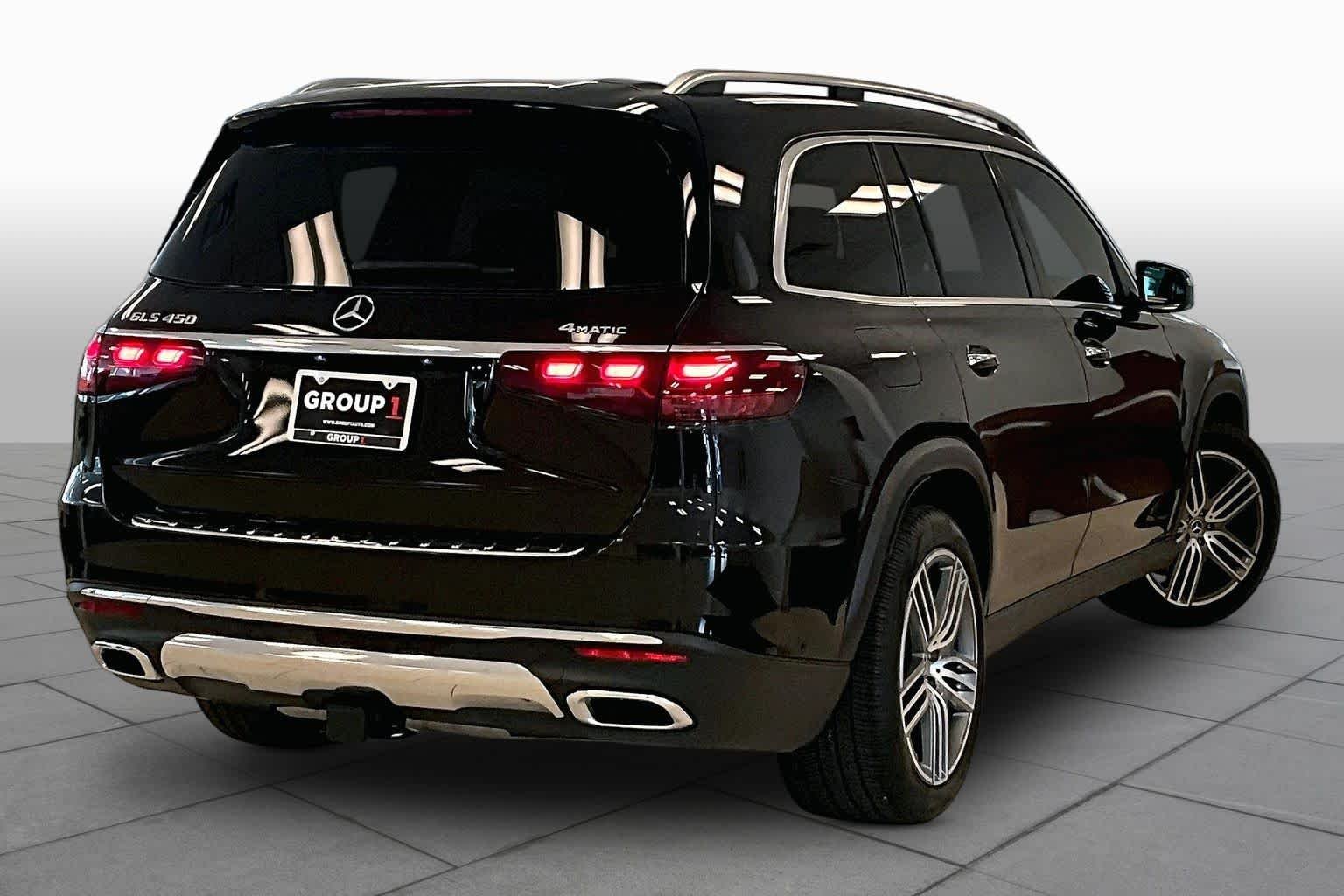 Used 2025 Obsidian Black Metallic Mercedes-Benz GLS 450 image 12
