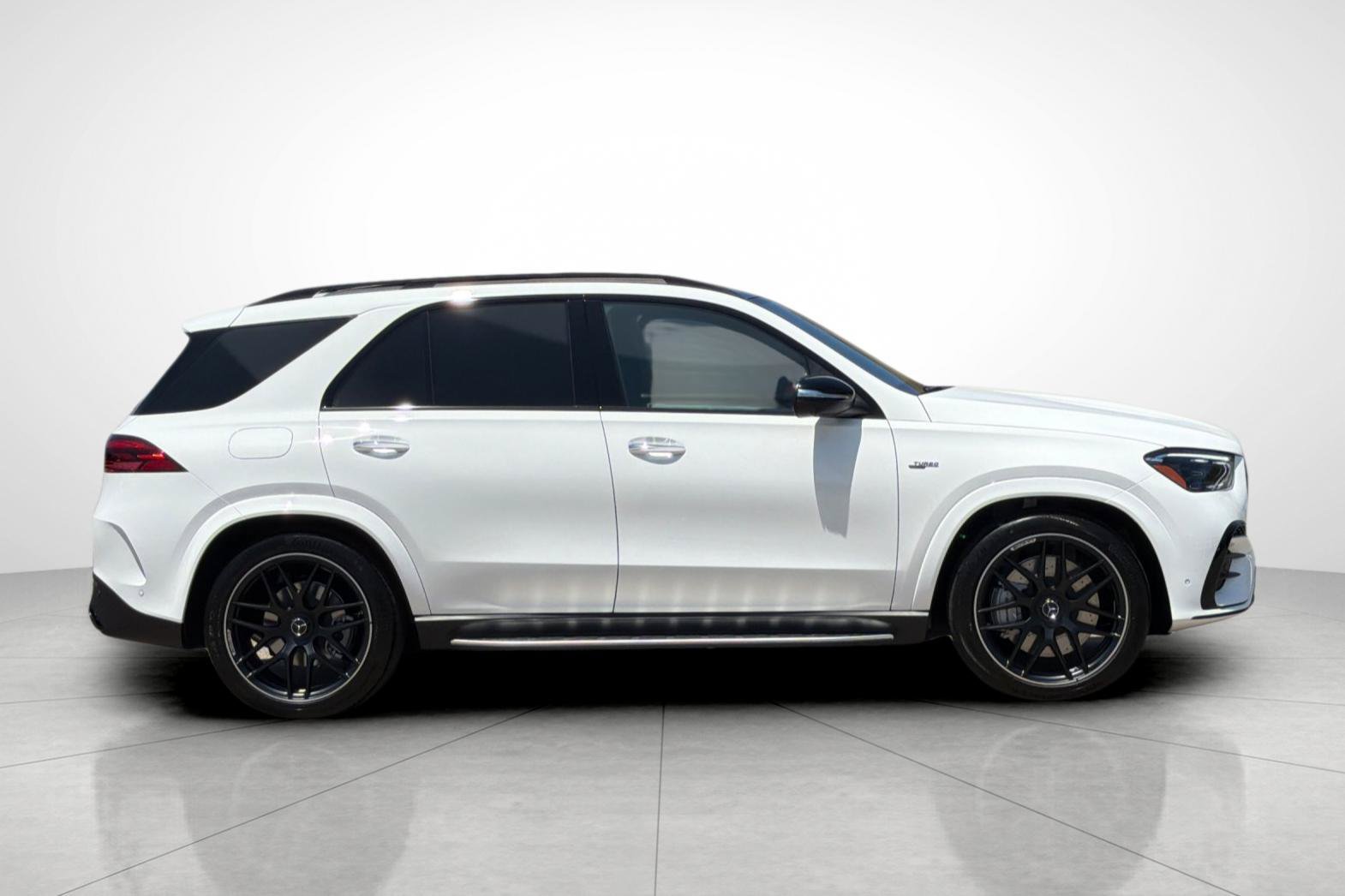 New 2026 Polar White Mercedes-Benz GLE 53 AMG® image 34
