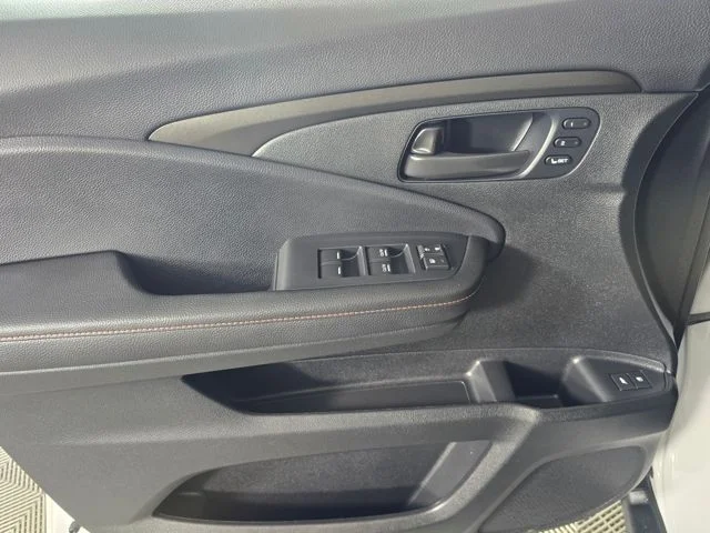 Used 2025 White Honda TrailSport image 18