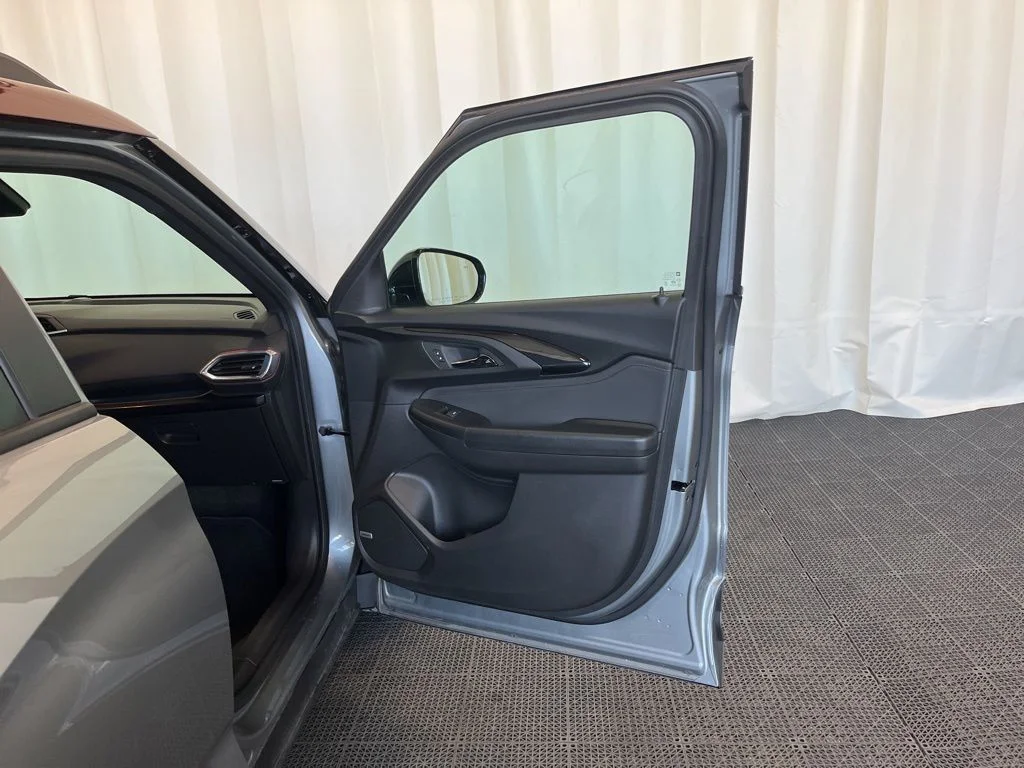 Used 2023 Gray Chevrolet RS image 19