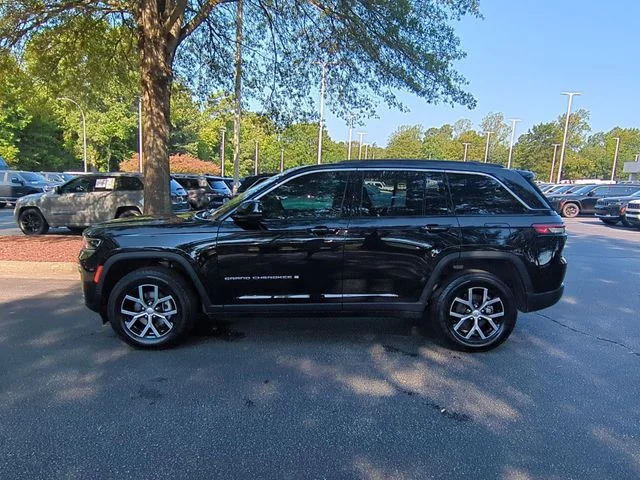 Used 2026 Black Jeep Limited image 2