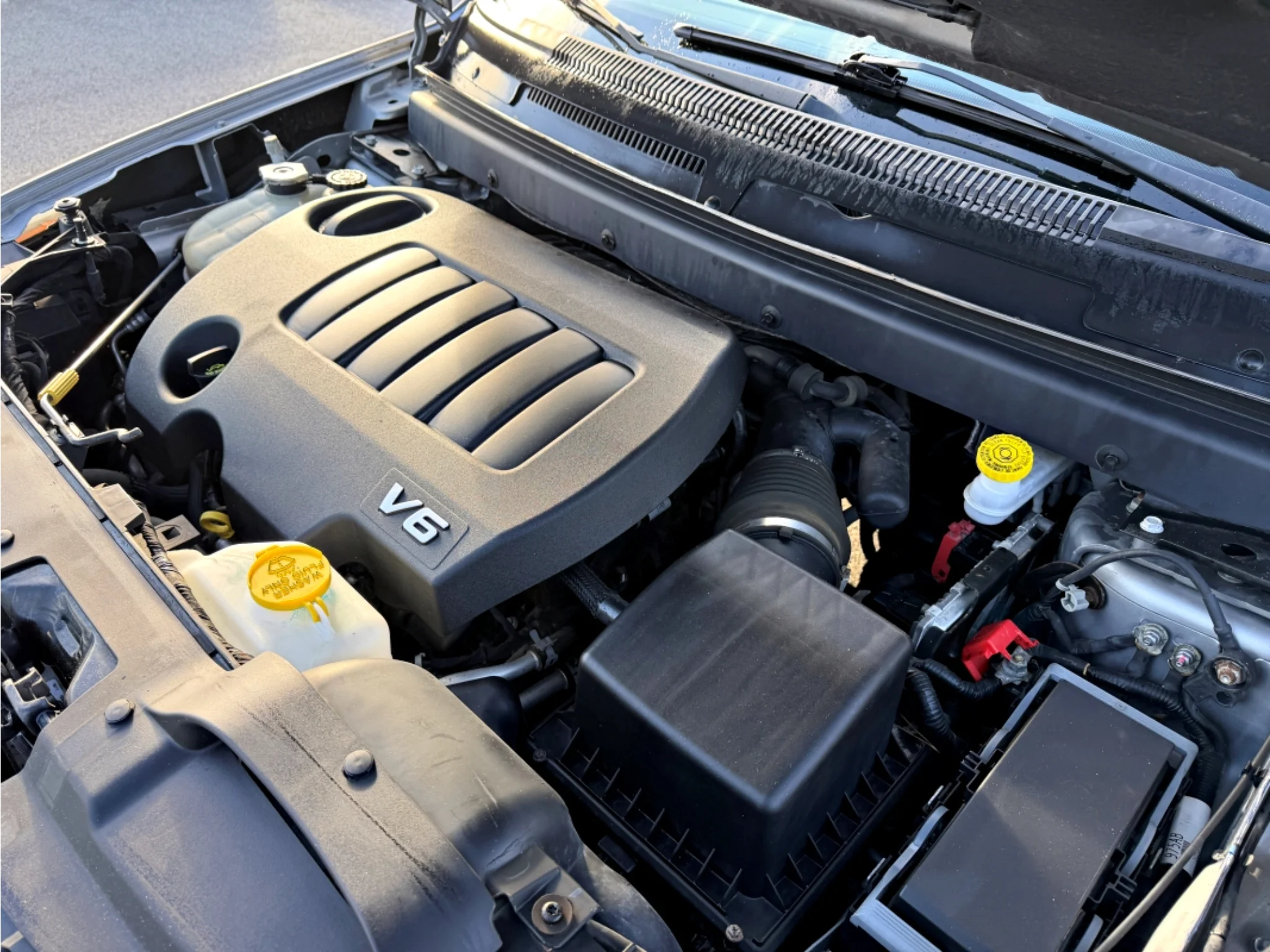 Used 2018 Billet Clearcoat Dodge Crossroad image 25