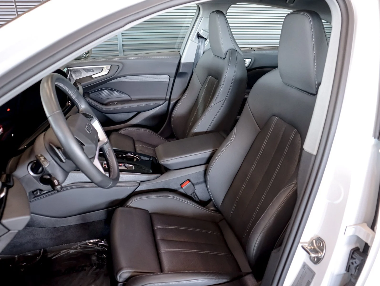 Used 2025 Glacier White Metallic Audi Premium Plus image 8