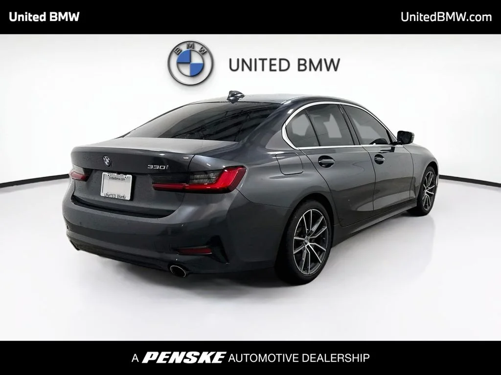 Used 2021 Mineral Grey Metallic BMW 330i image 5