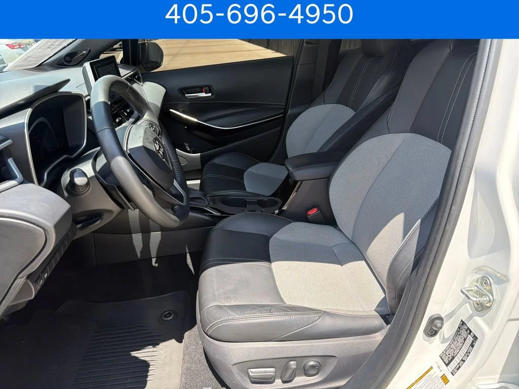 Pre-Owned 2024 Toyota Corolla Hatchback XSE