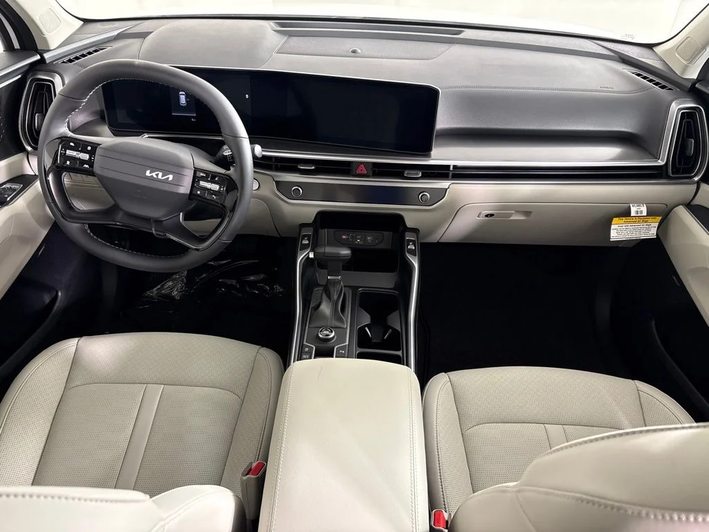 New 2026 Glacial White Pearl Kia EX image 14