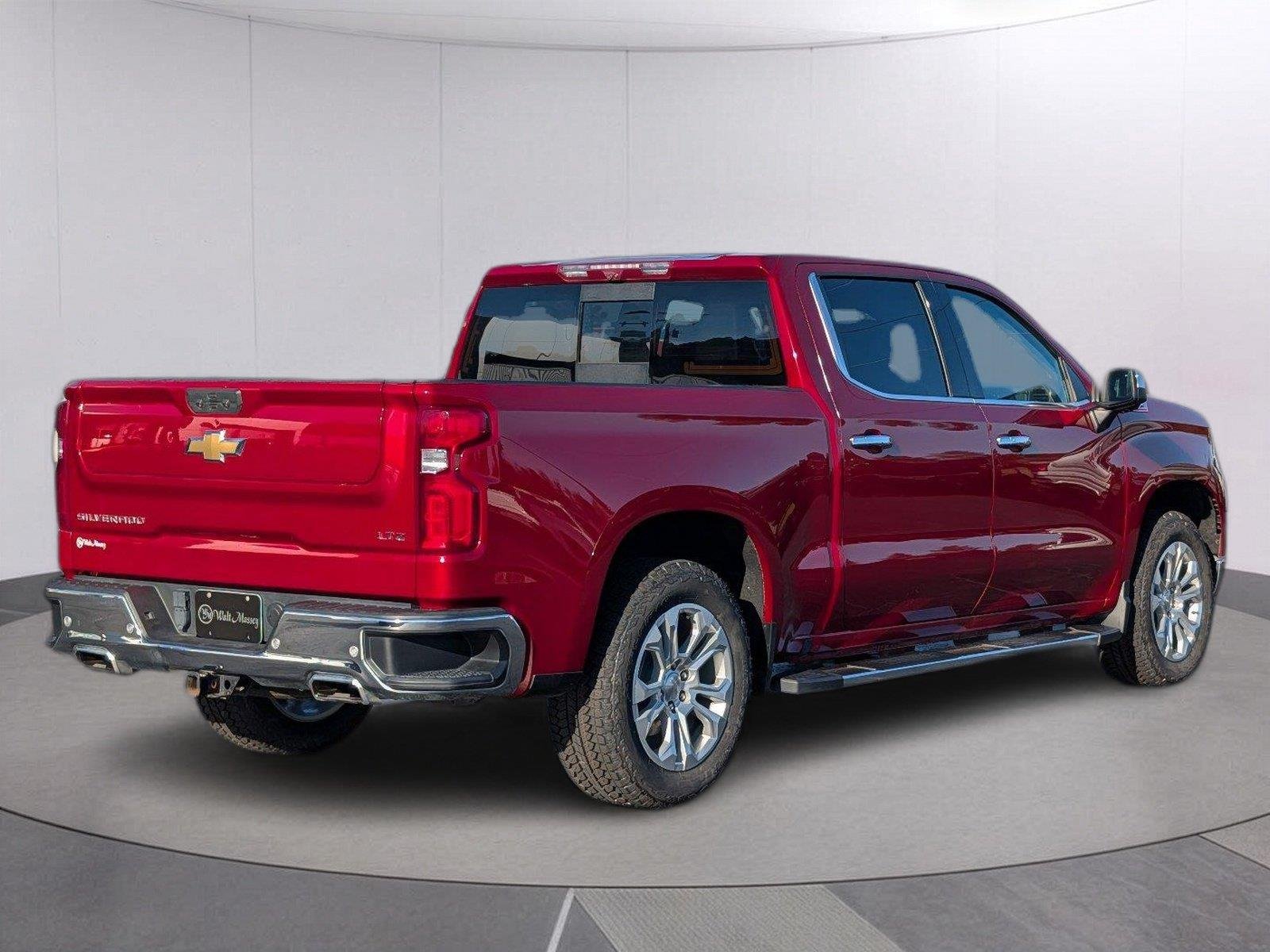 2024 Chevrolet Silverado 1500 LTZ - Photo 7