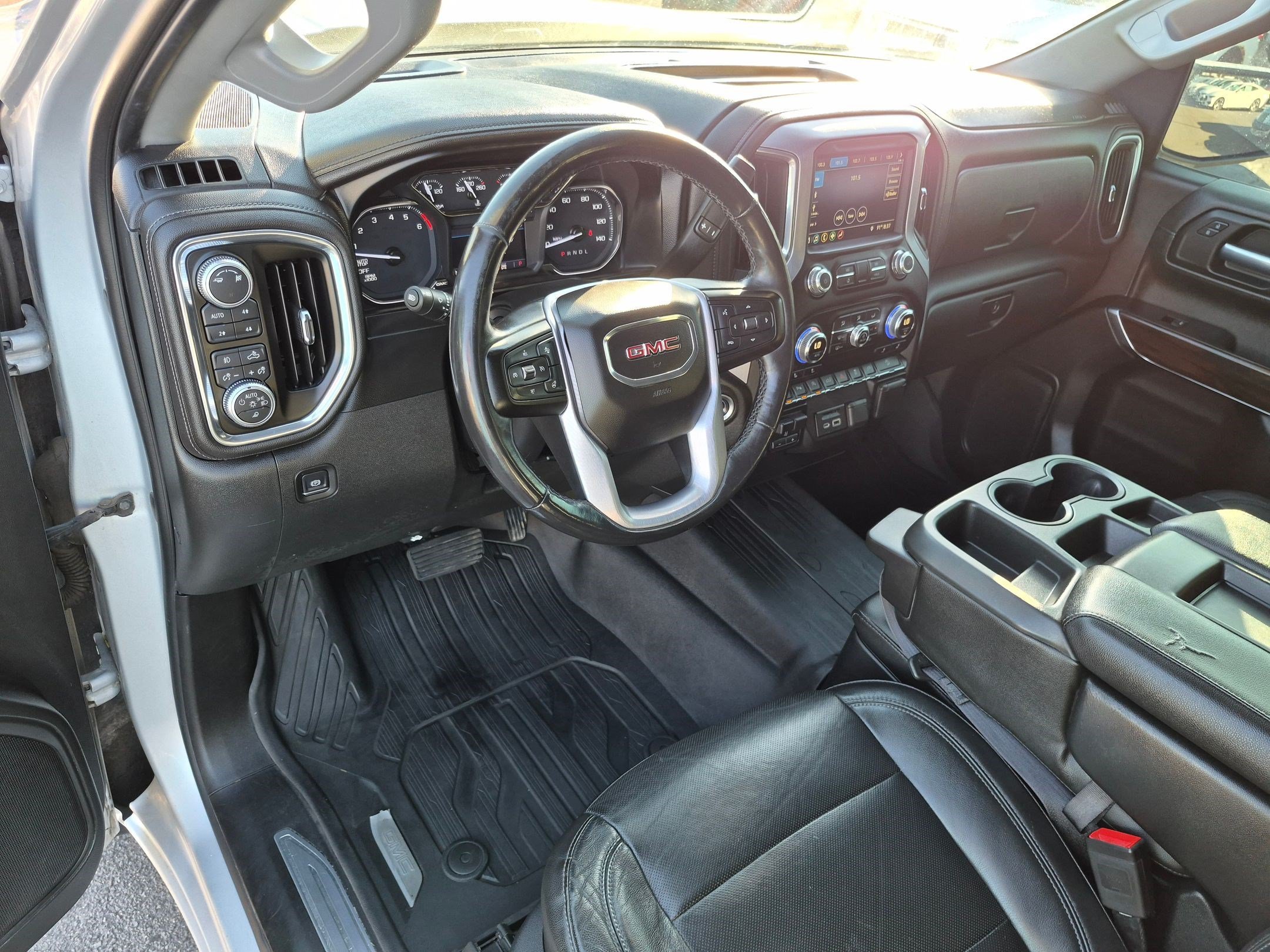 Used 2019 Quicksilver Metallic GMC SLT image 14