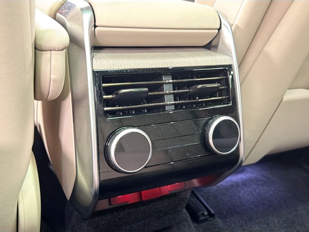 2023 Land Rover Range Rover SE - Photo 26