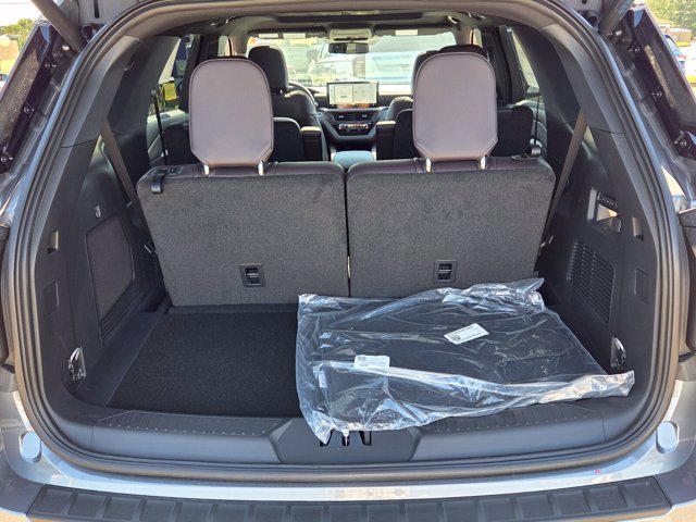 New 2026 Carbonized Gray Metallic Ford Platinum image 7