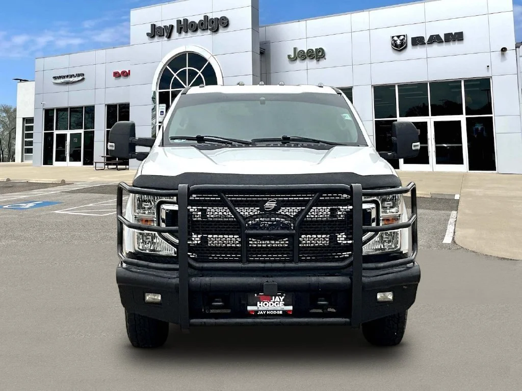Used 2022 Ford F-350 Super Duty XL with VIN 1FT8W3DN4NEF11732 for sale in Little Rock