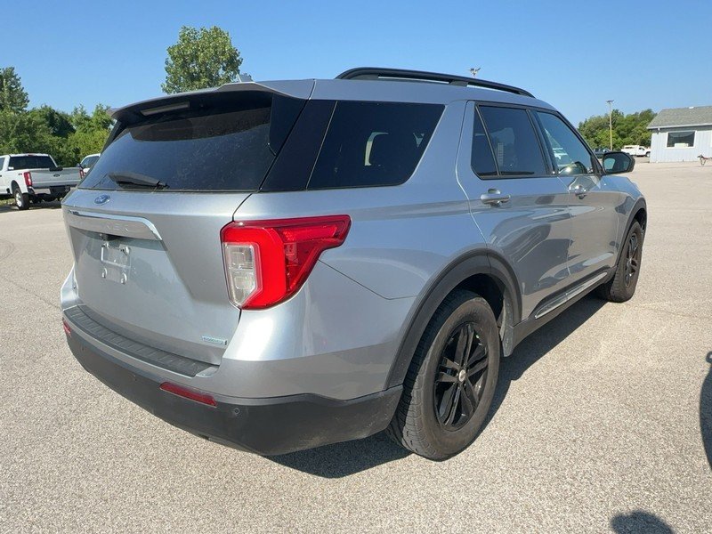 Used 2020 Iconic Silver Metallic Ford XLT RWD image 3