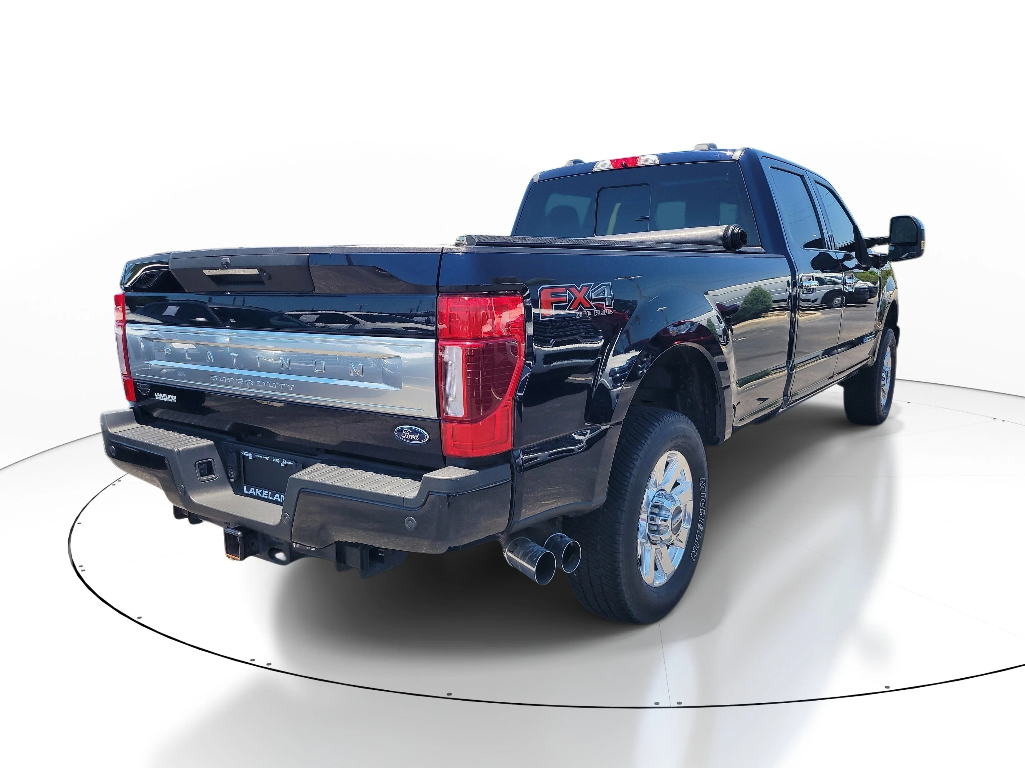 Used 2022 Blue Metallic Ford Platinum image 4
