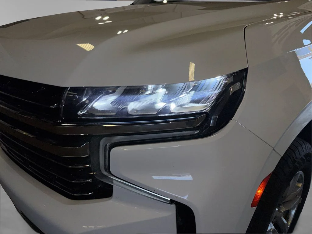 Used 2021 Summit White Chevrolet LT image 19