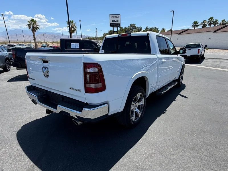 Used 2022 Bright White Clea Ram Laramie image 3