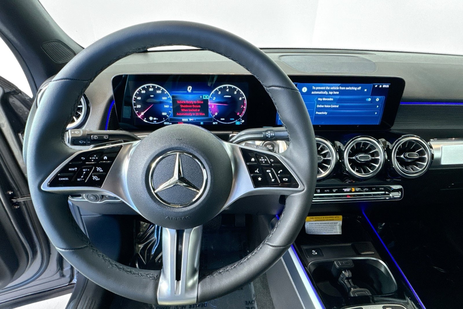 New 2026 Mountain Grey Metallic Mercedes-Benz GLB 250 image 13