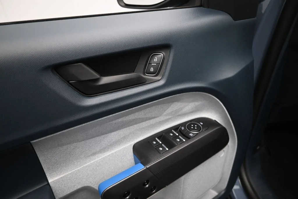 New 2026 Gray Ford XLT image 8