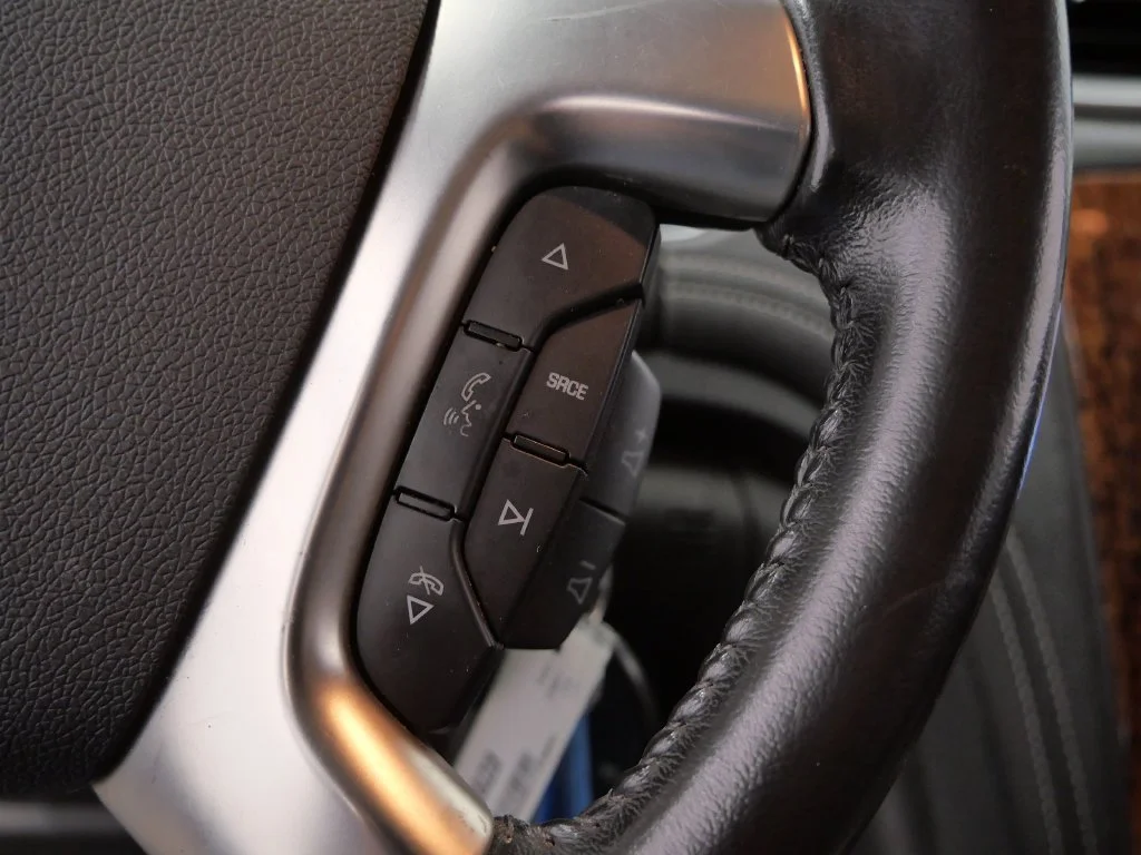 Used 2014 Gold Chevrolet LT image 21