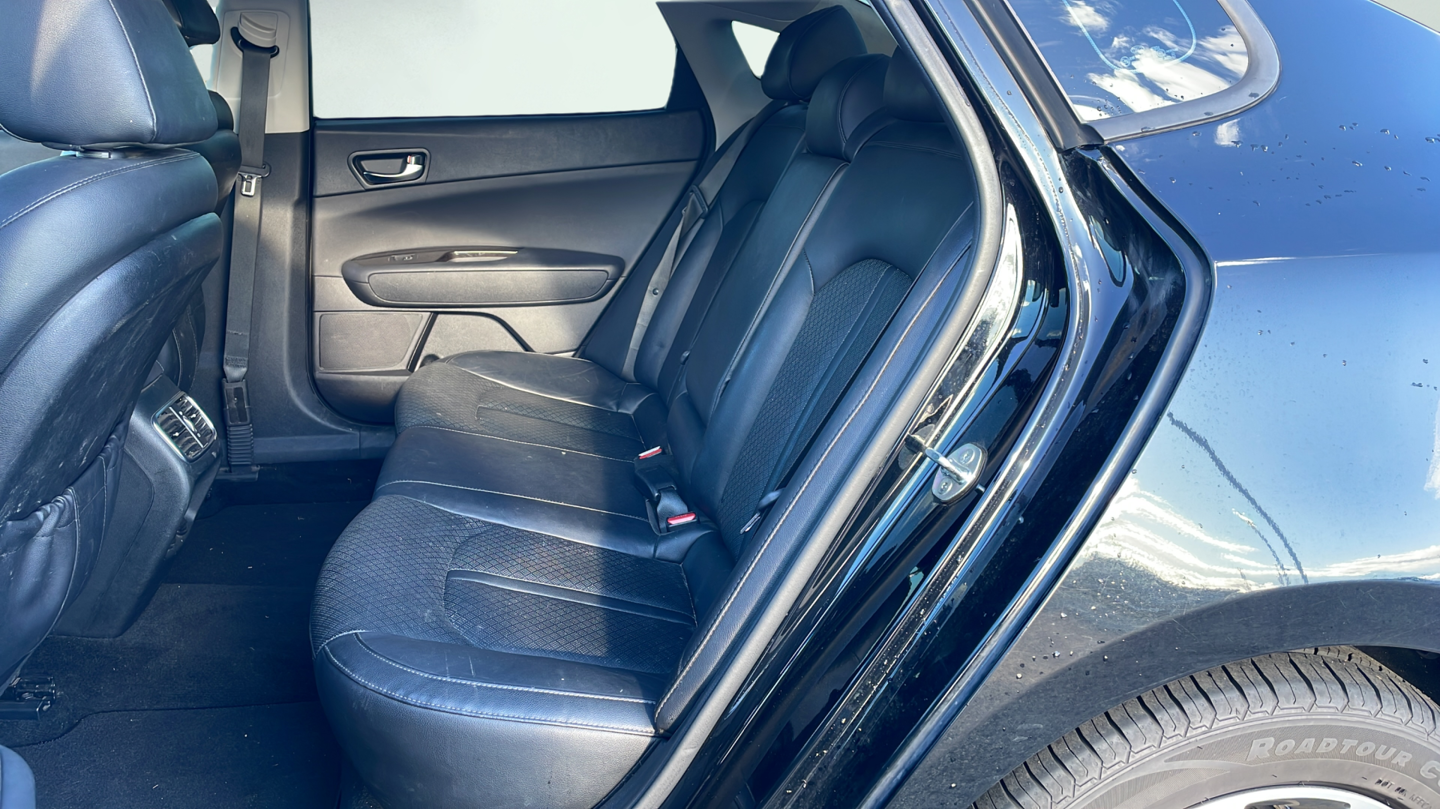 Used 2020 Black Kia EX Premium image 10
