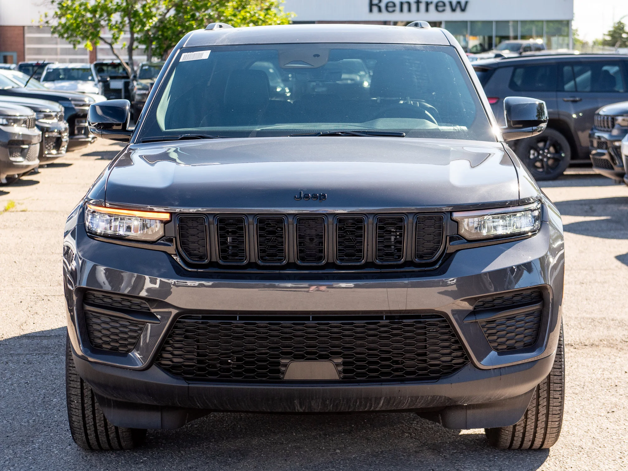 New 2025 Grey Jeep Altitude* image 7
