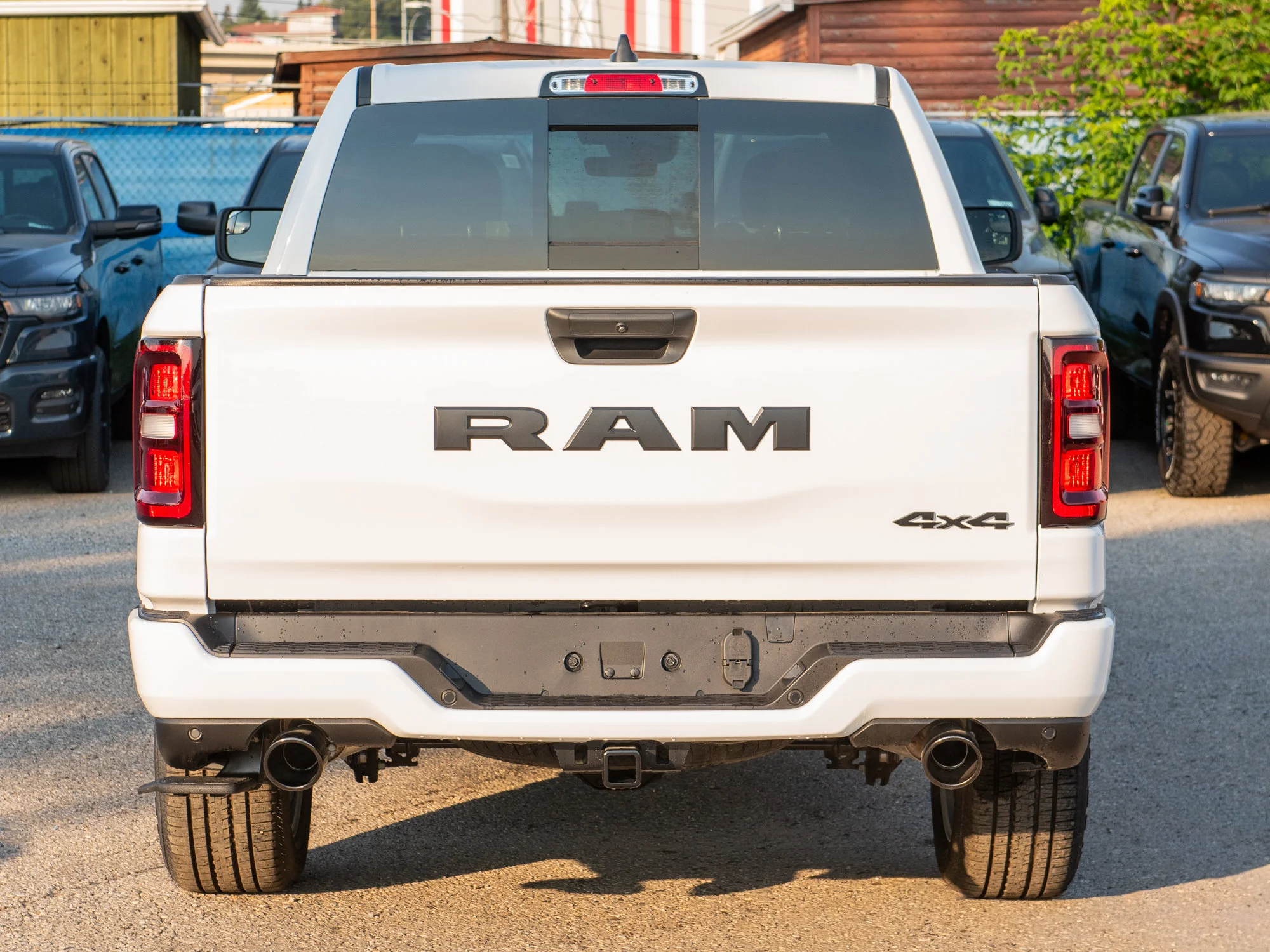 New 2026 White RAM Express* Crew Cab 4x4, Twin-Turbo, Bed Utility Group, Bedliner, 3.92 Axle image 4