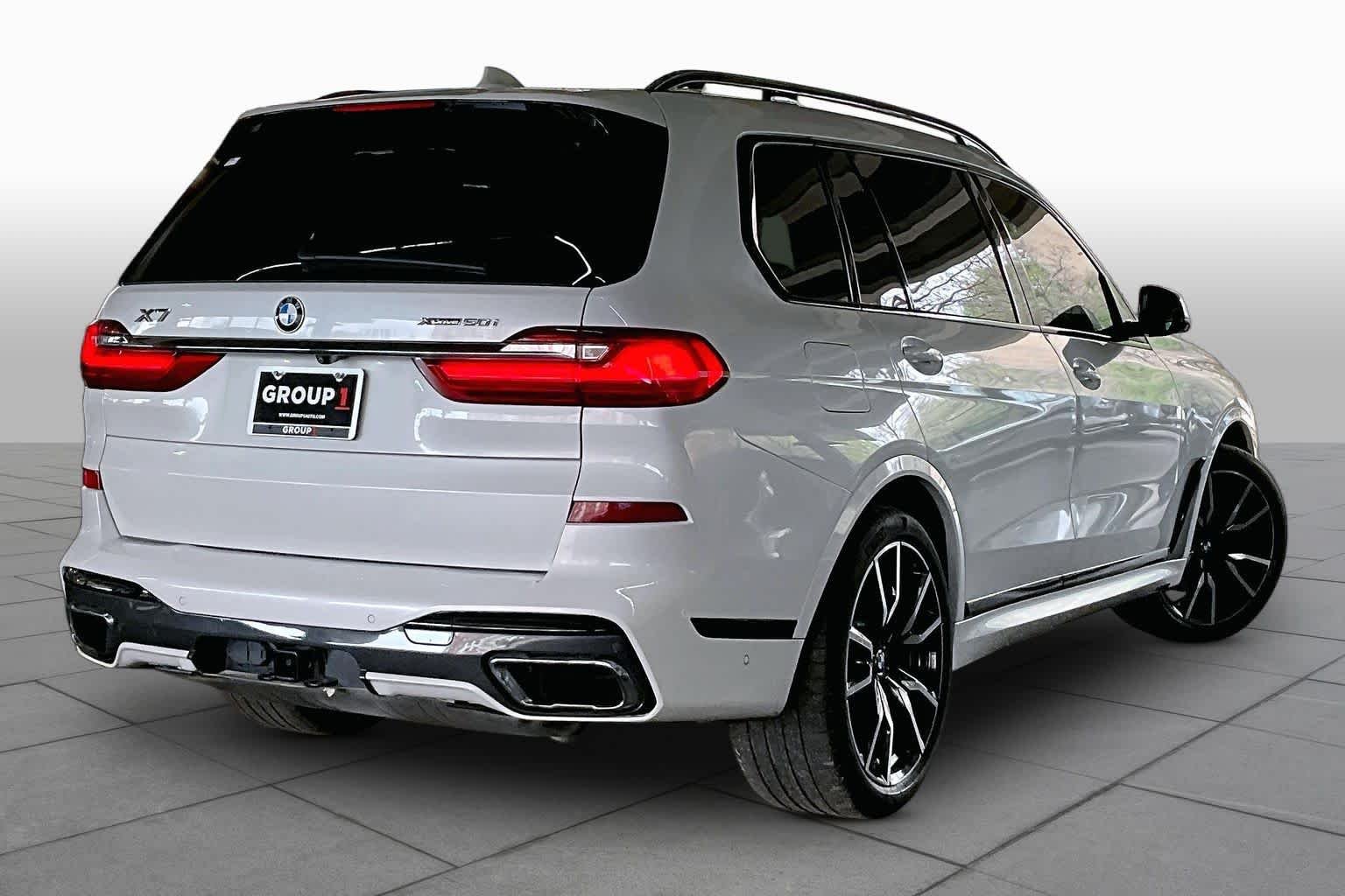 Used 2019 Mineral White Metallic BMW xDrive50i image 12