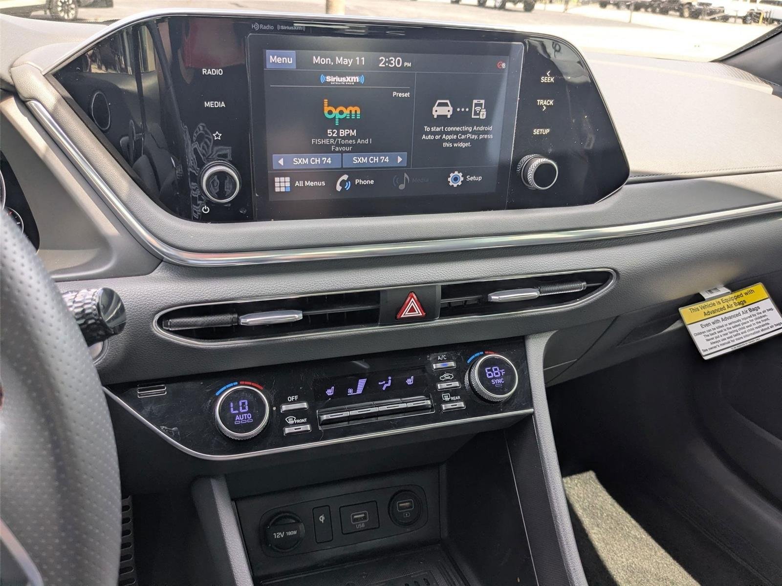 Used 2021 Glowing Yellow Hyundai SEL Plus image 21