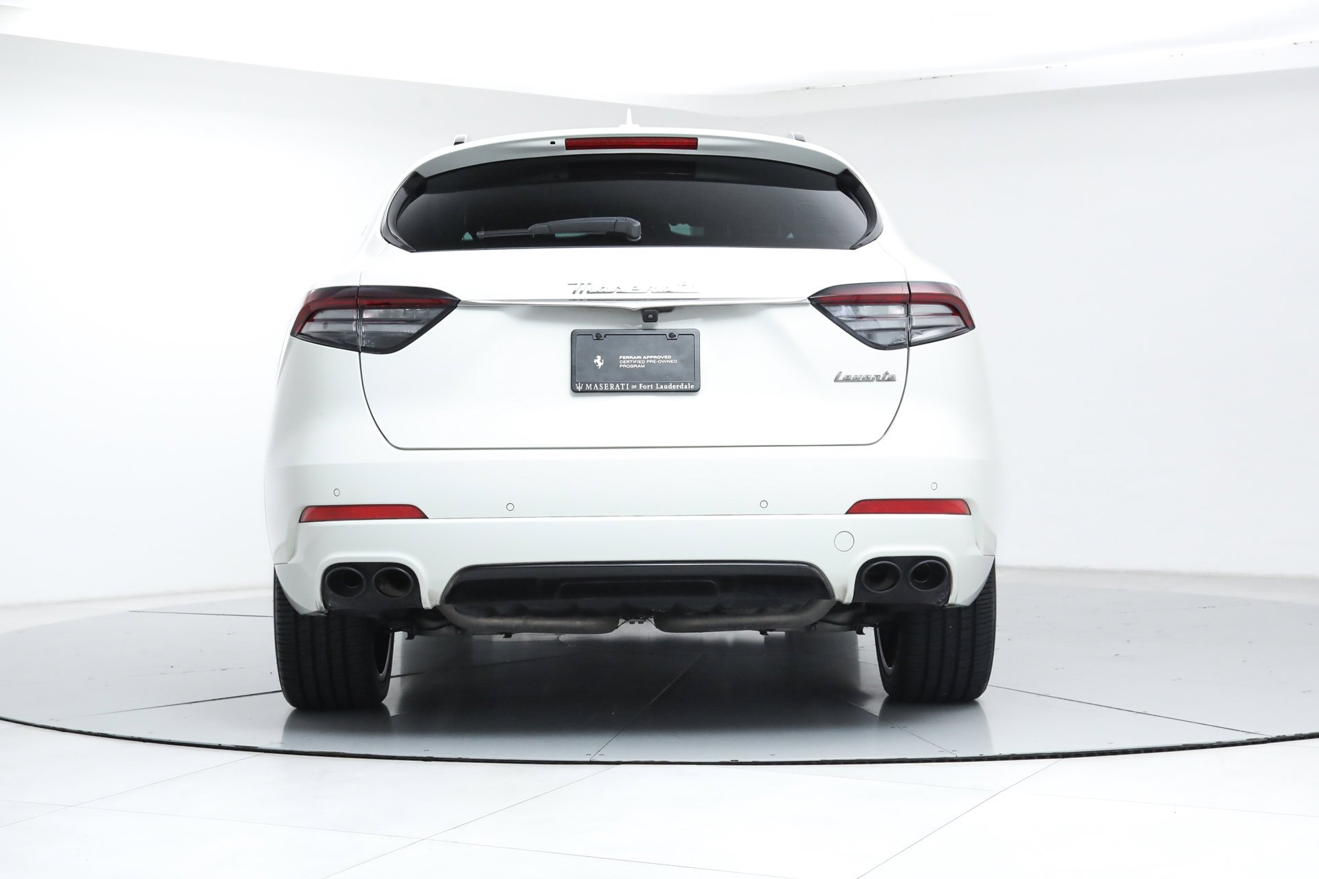 2022 Maserati Levante GT photo 3