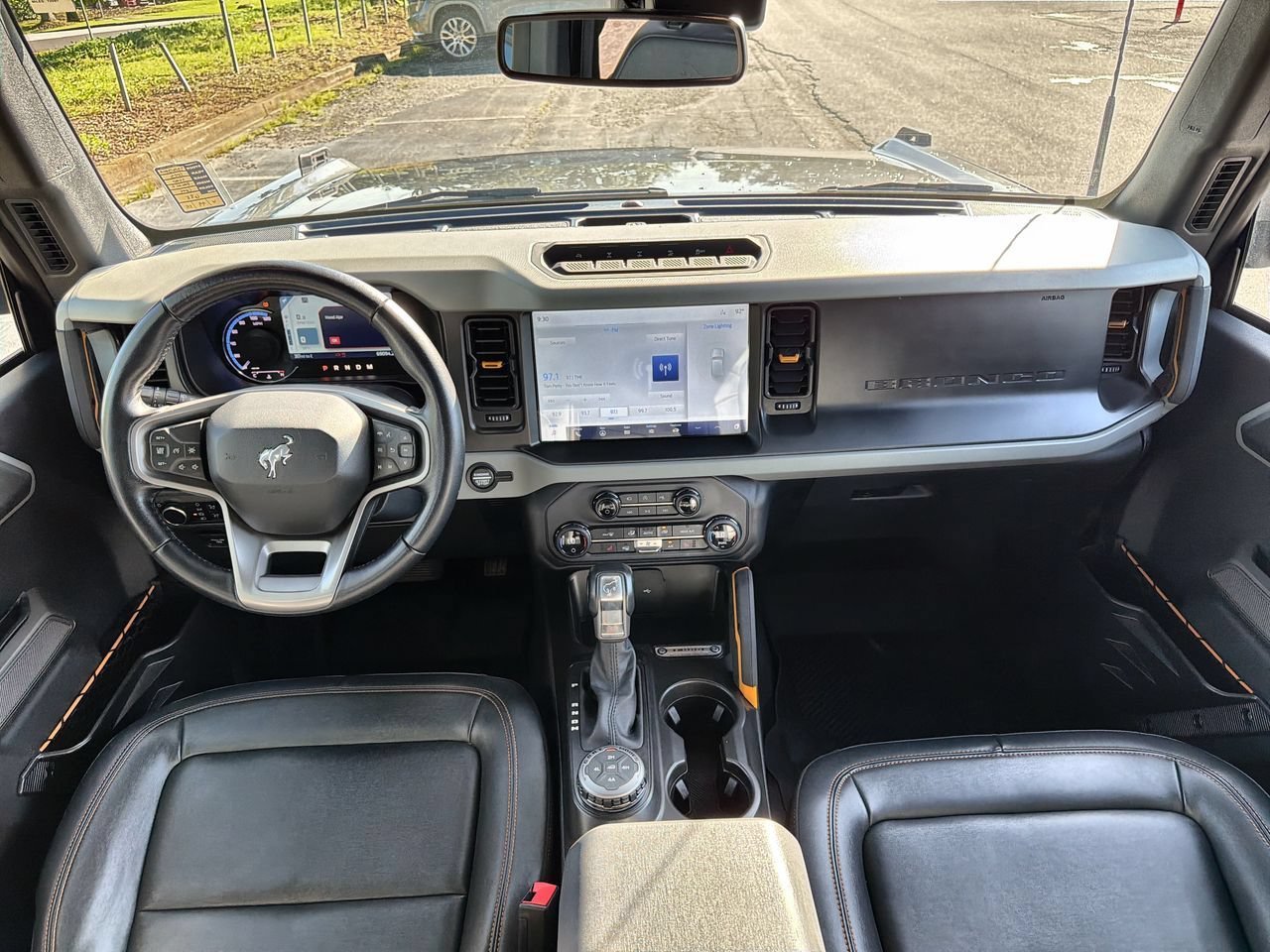 Used 2023 Gray Ford Badlands image 17