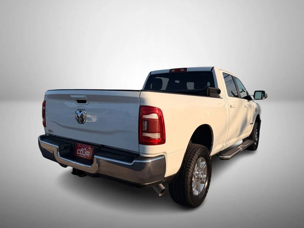 Used 2022 White Ram Big Horn image 4