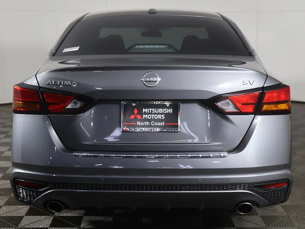 Used 2023 Gray Nissan 2.5 SV image 13