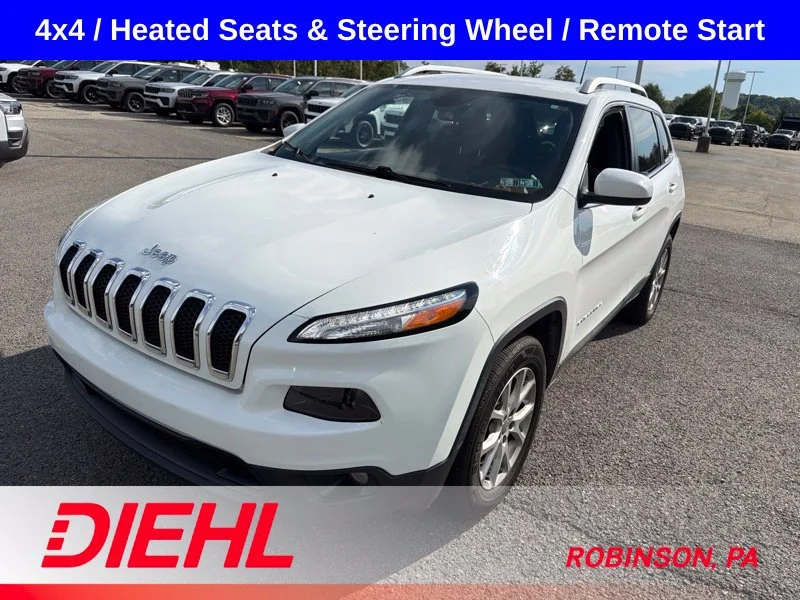 Used 2017 White Jeep Latitude image 2