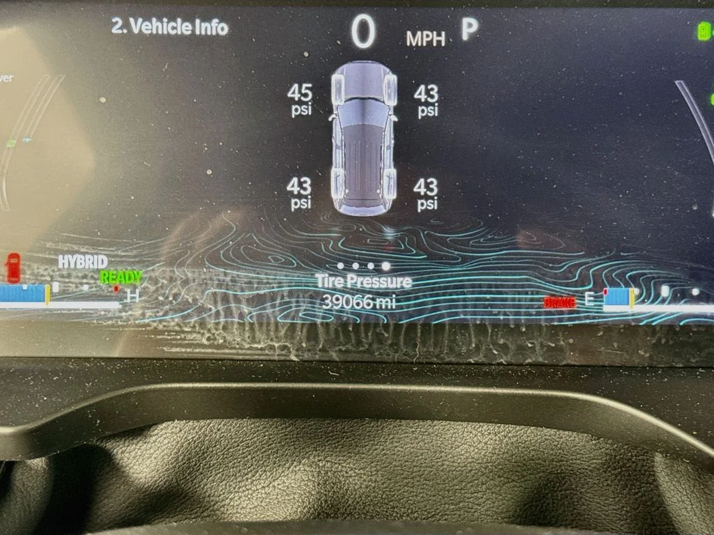 Used 2022 Gray Jeep Overland 4xe image 12