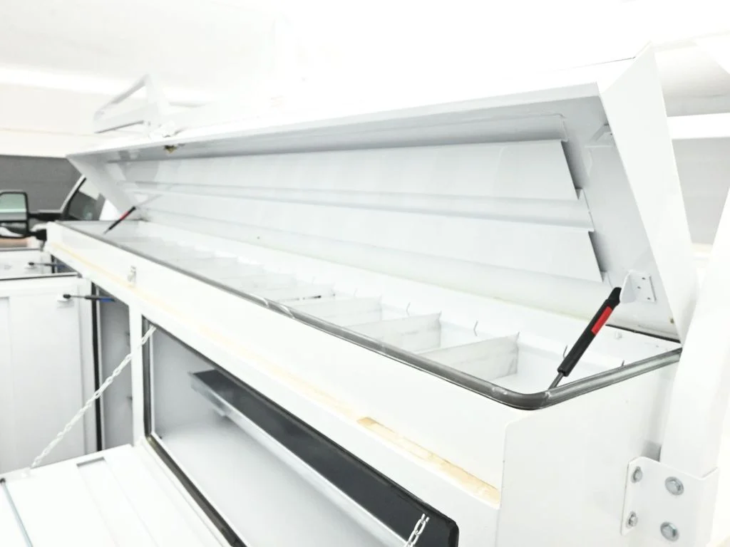 New 2025 Oxford White Ford XL image 19