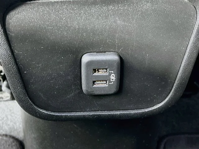 Used 2020 Blue Chevrolet LT image 33
