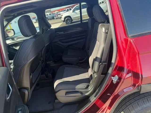 New 2026 Velvet Red Pearl-Coat Exterior Paint Jeep Laredo X image 24