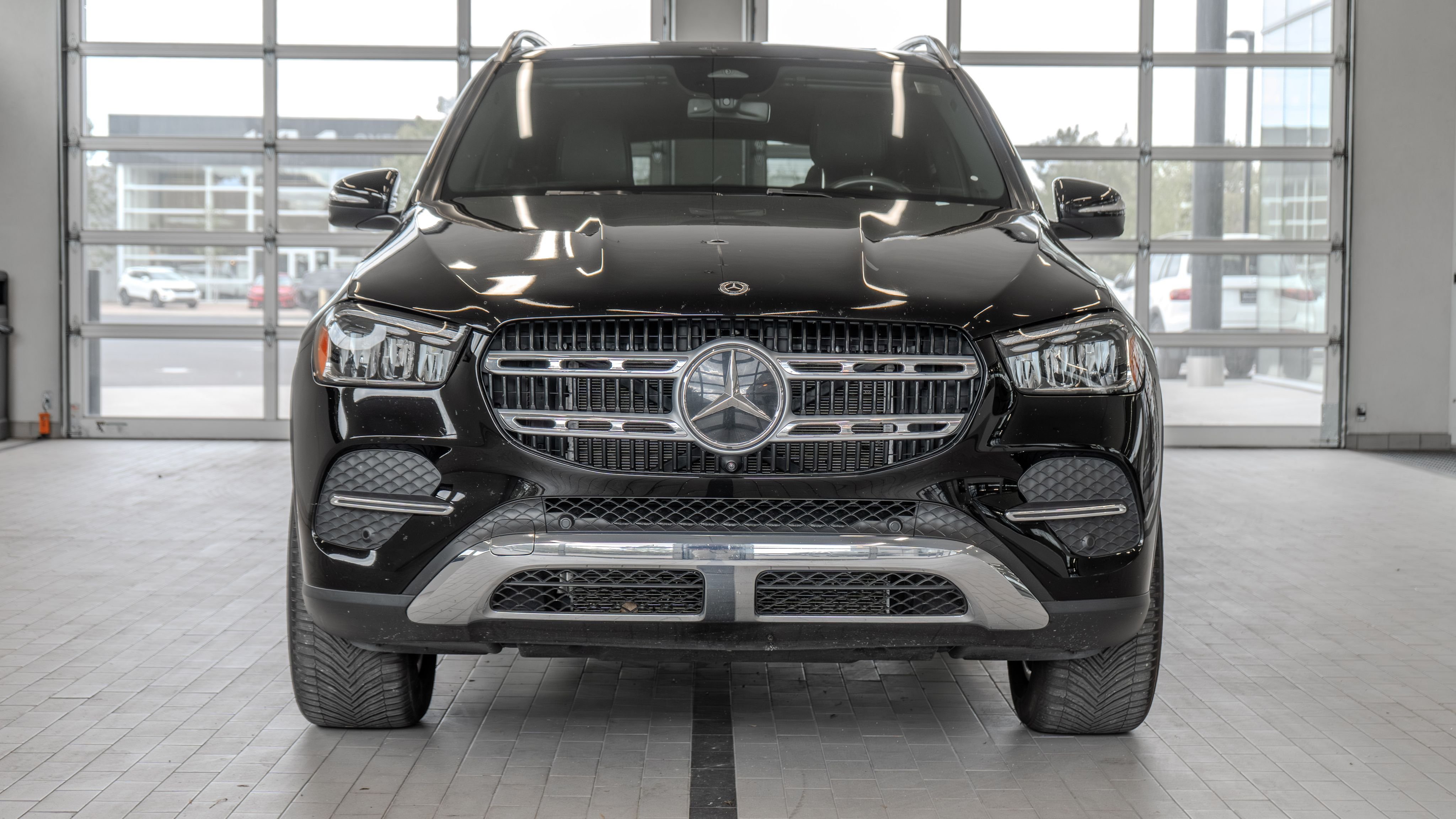 Certified Used 2024 Black Mercedes-Benz GLE 350 image 11