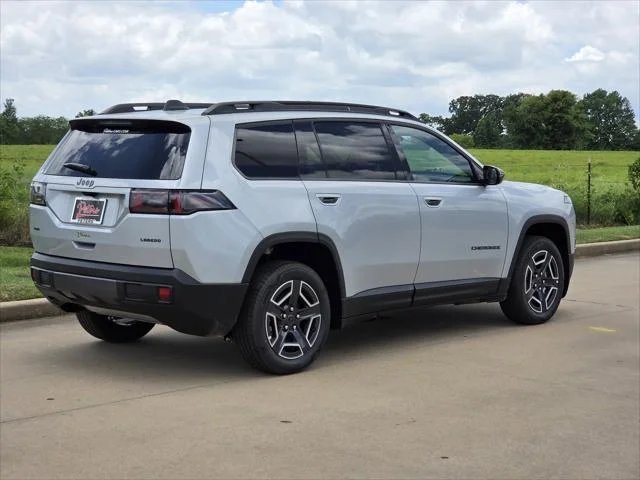 New 2026 Silver Zynith Clear-Coat Exterior Paint Jeep Laredo image 3