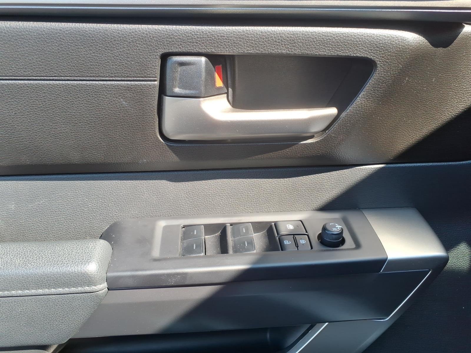 Used 2024 Ice Cap Toyota SR5 image 11