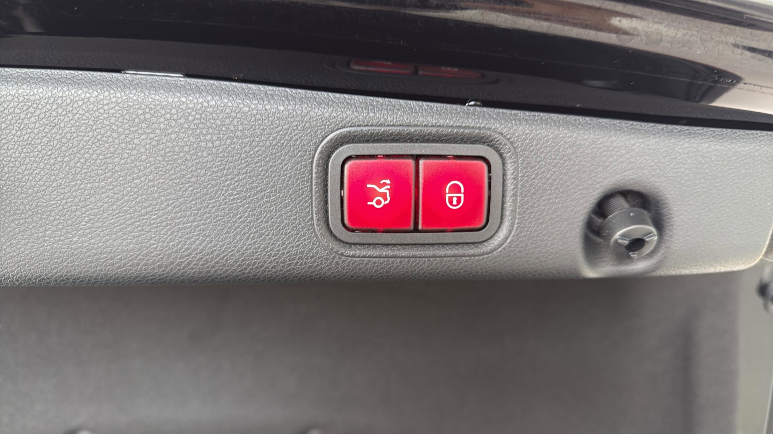 Used 2021 Black Mercedes-Benz E 350 image 9