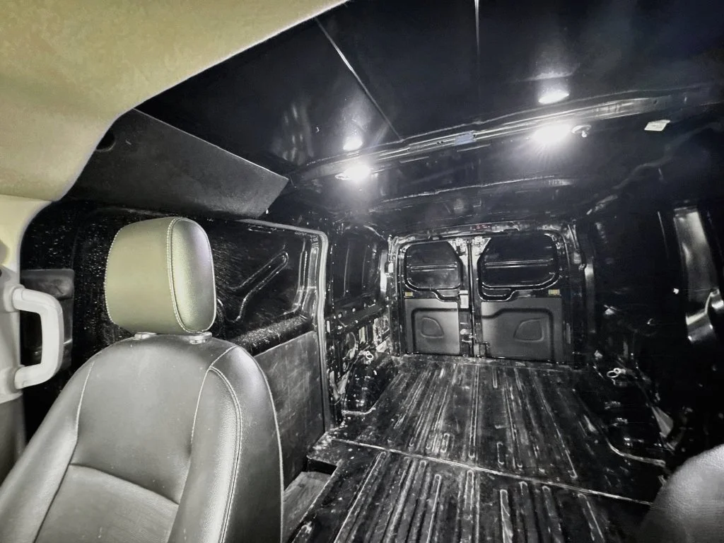 Used 2023 Black Metallic Ford Base image 27