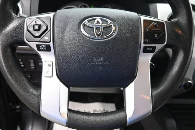Used 2017 Magnetic Gray Metallic Toyota SR5 image 15
