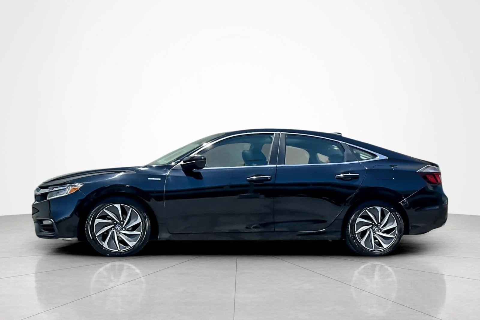 Used 2020 BLACK Honda Touring image 2