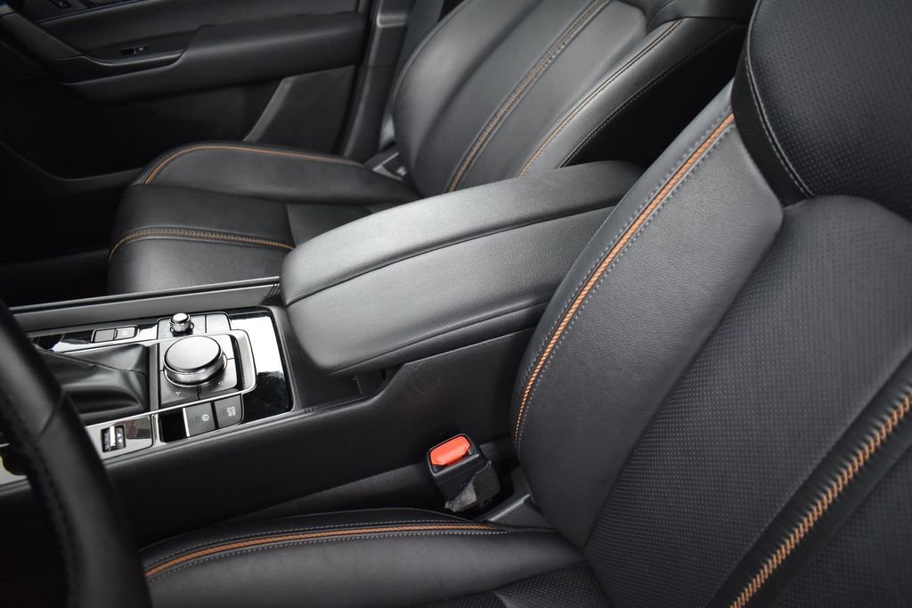 Certified Used 2025 Gray Mazda Premium image 10