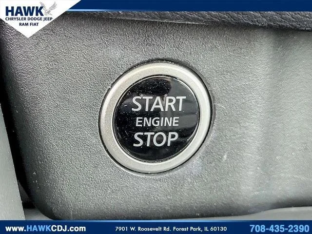 Used 2023 Gray Nissan SL image 19