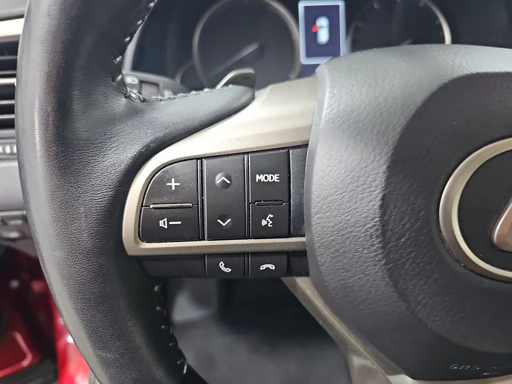 Certified Used 2020 MATADOR RED MICA Lexus 450h image 16