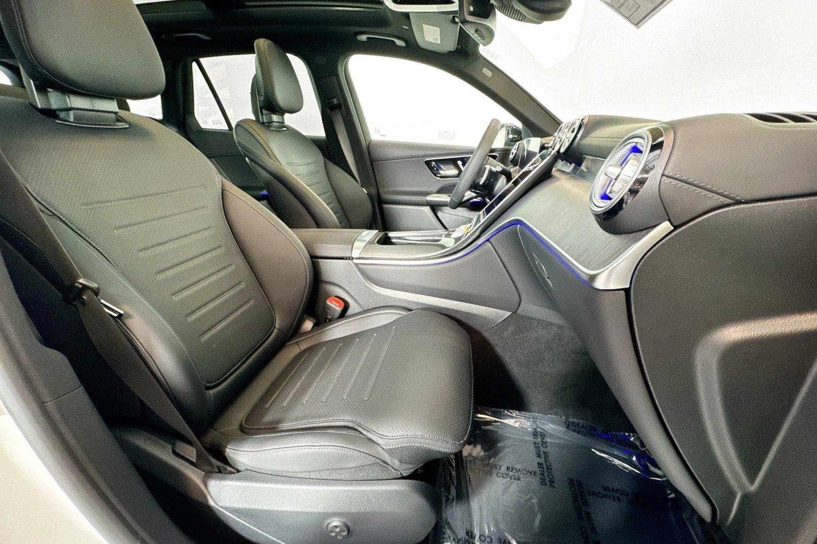 New 2026 Polar White Mercedes-Benz GLC 300 image 26