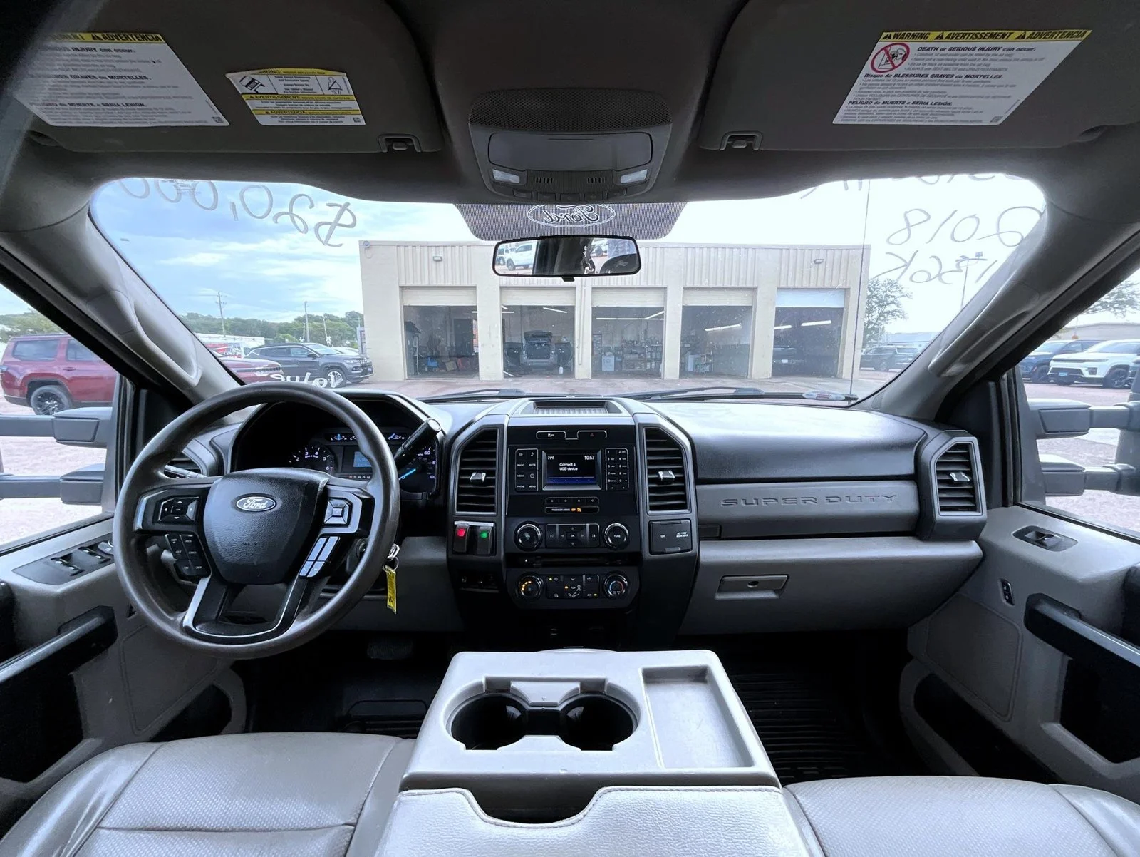 Used 2018 Blue Ford XL image 15