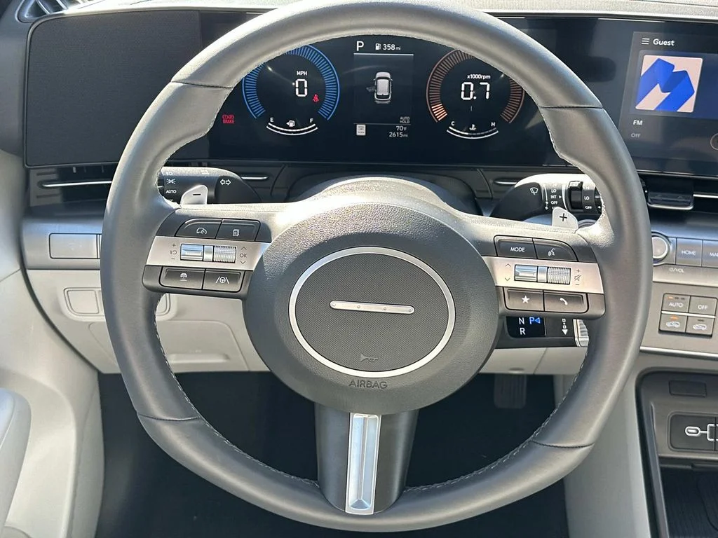 Used 2026 Gray Hyundai SEL Premium image 21